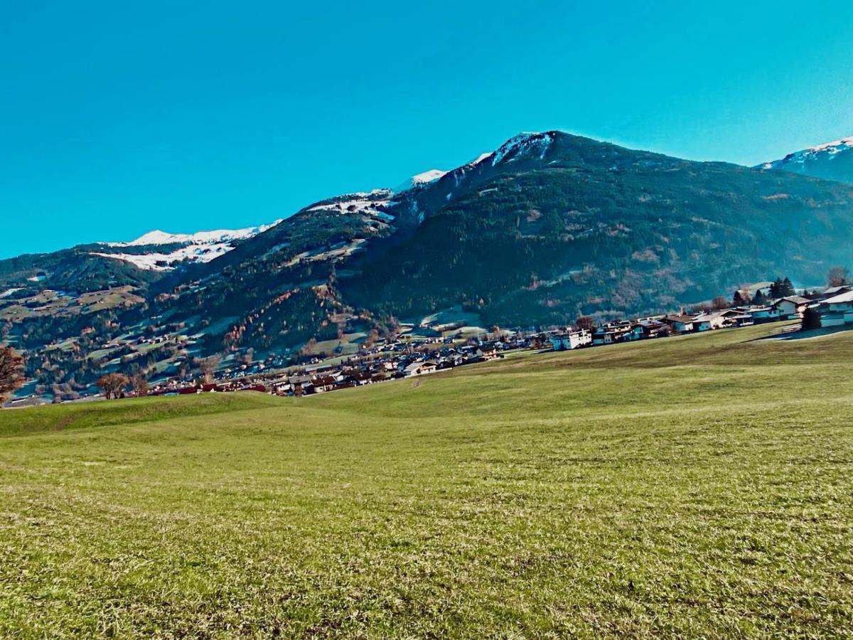 Apartamento Theview Kreuzjoch Fügen Exterior foto